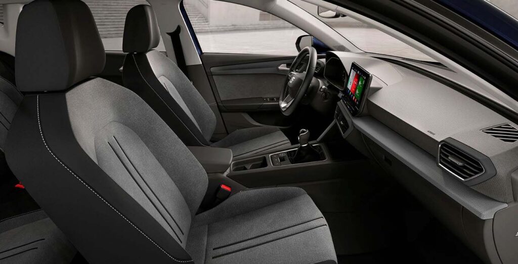 SEAT-LEON-2.0-TDI-Style-XL-interior-perfil.jpg