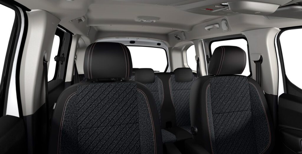 Peugeot-Rifter-Active-Pack-Business-STD-BlueHDi-interior-trasera
