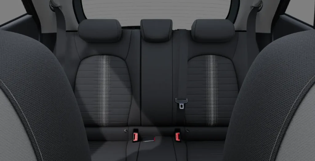 Hyundai-I10-1.0-MPI-Klass-63cv-interior-trasera-1.webp
