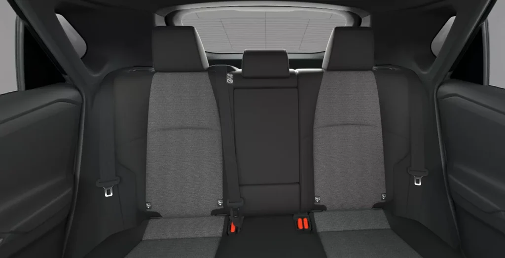 TOYOTA-bZ4X-Advance-4x2-interior-trasera.webp