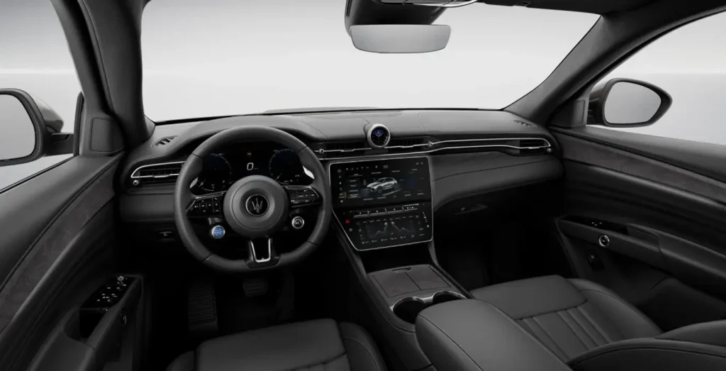 MASERATI-Grecale-L4-MHEV-AWD-interior-delantera-1.webp